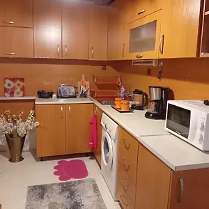https://apartament-stela.sofiahotelsbg.com